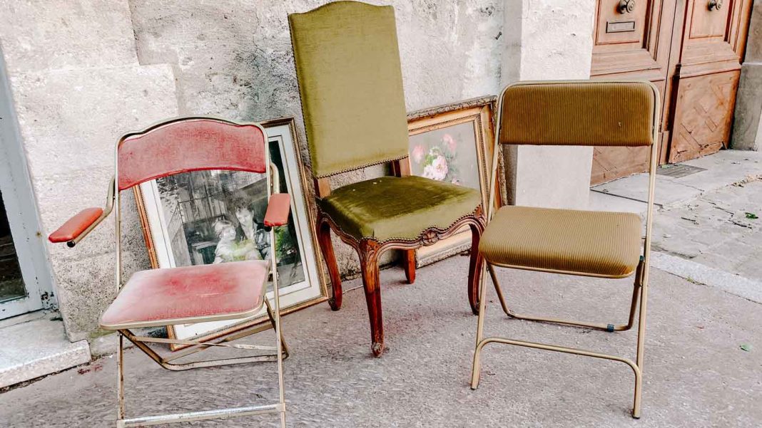 5-Reasons-You-Should-Buy-Second-Hand-Furniture-–-We-Love-the-First-Point-on-lifehack