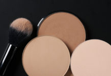 Are you new to mineral cosmetics and not sure how to use them? Then you've come to the right place. This article will give you a step-by-step breakdown of how to create a complete face with mineral face power from foundation to bronzer.