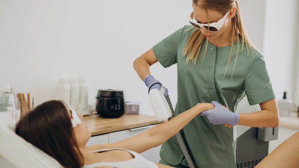 The-Science-of-Cold-Laser-Therapy-You-Need-To-Know-On-LifeHack